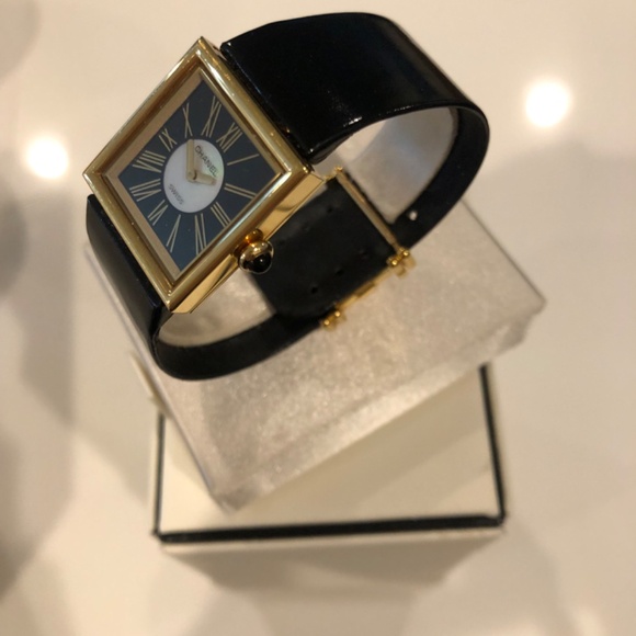 CHANEL WATCH - Picture 15 of 16